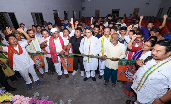 CM Dr. Manik Saha welcomes 487 voters to BJP under Golaghati Mandal.